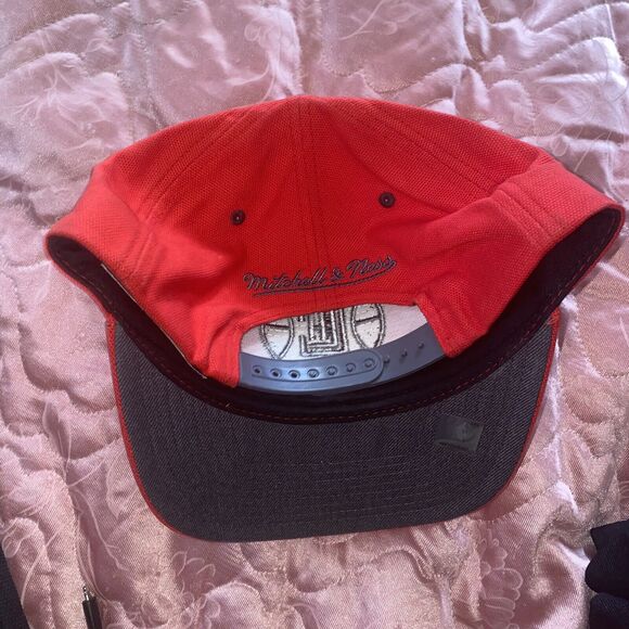 Los Angeles Clippers NBA Mitchell & Ness Red Snapback Hat Logo - Picture 5 of 8
